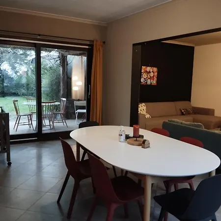 Charmante Des Annees 30 Ferienhaus Braine-lʼAlleud